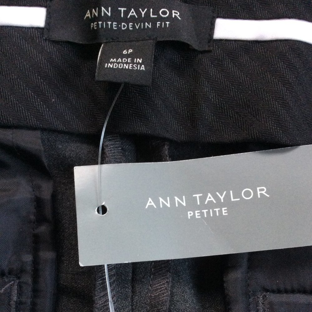 Ann Taylor 6P Grey tailored ankle dress pants